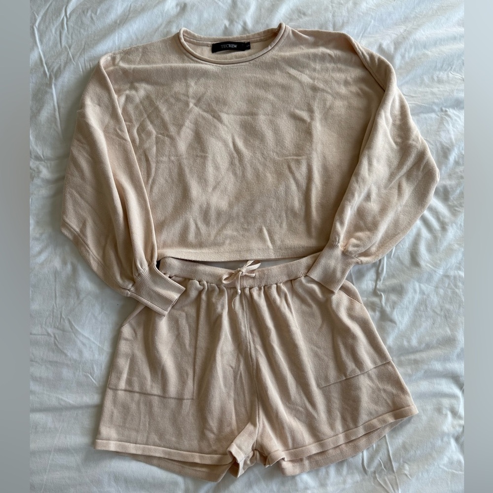 Tucker + Tate Cream Crewneck Sweater Set - Cropped Top & Shorts